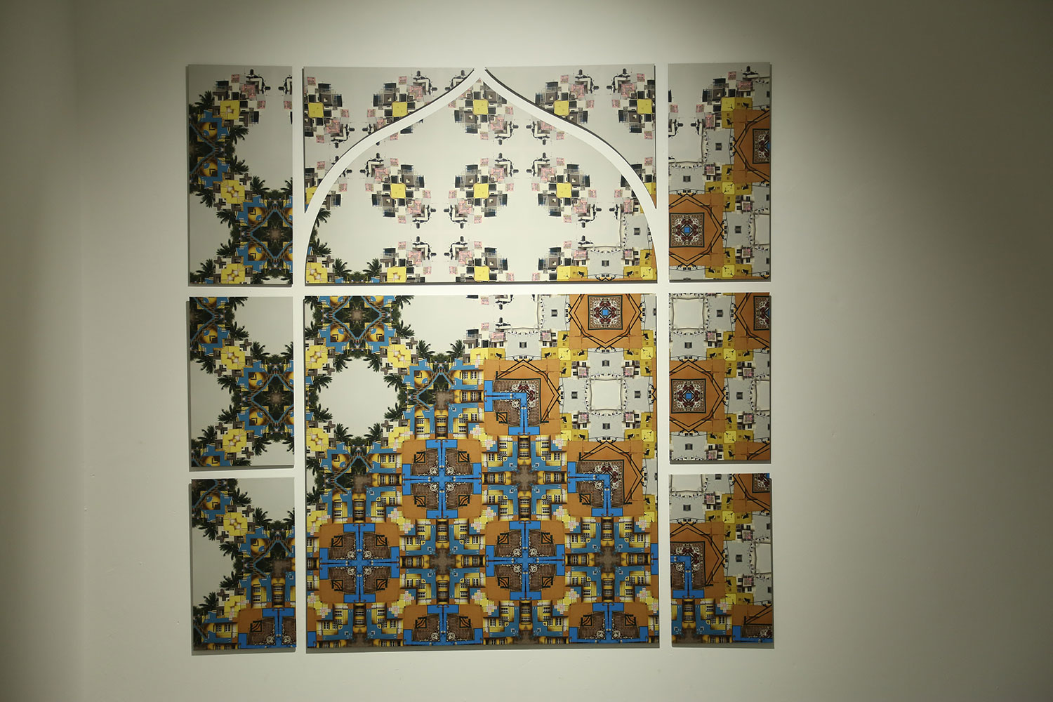 <CONSTRUCTED CONVERSATIONS, 2015