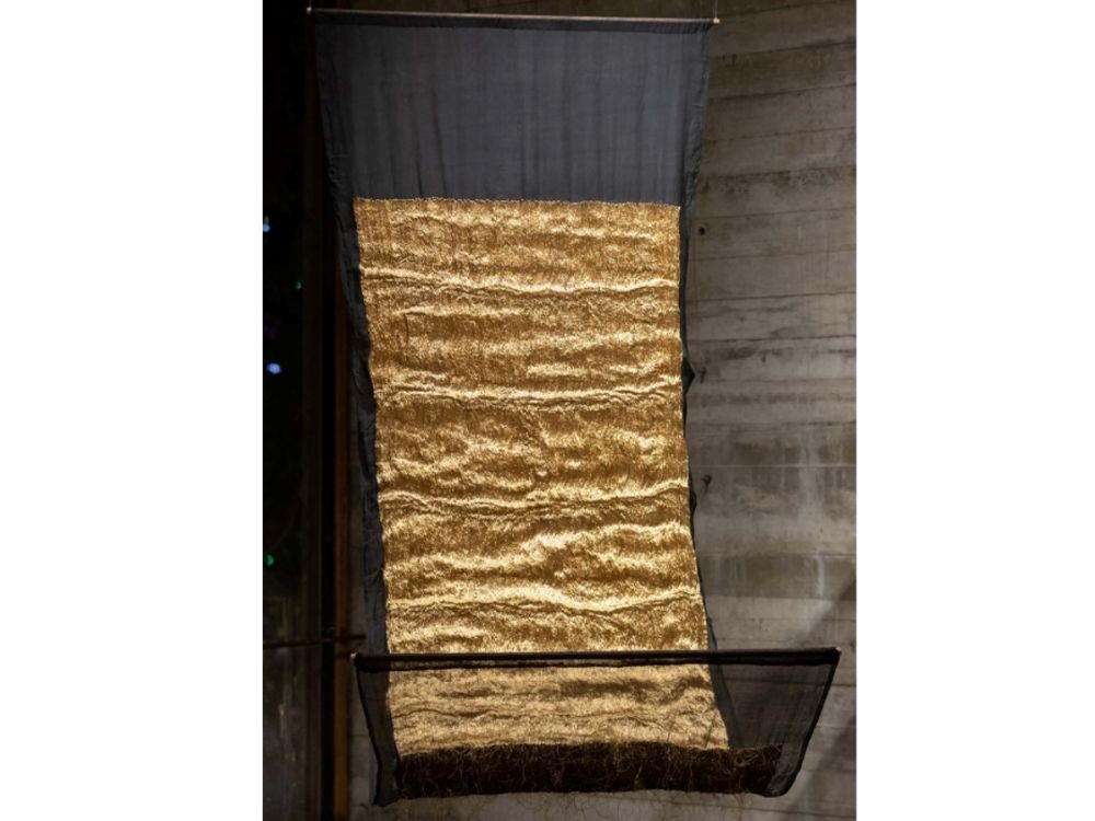 Golden manifesto , 2019